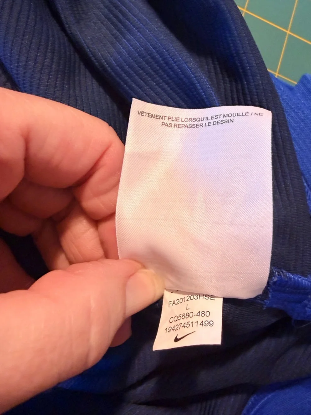 Nike Air Force Blue Dri-FIT Quarter-Zip Jacket. Size Large